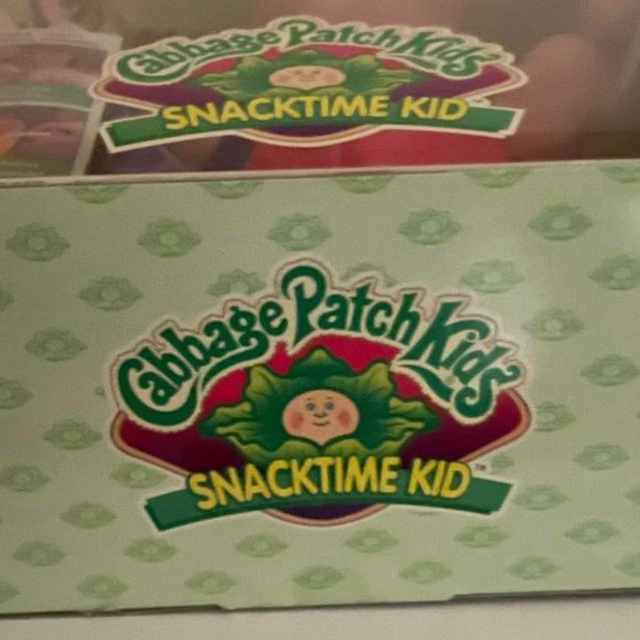 CABBAGE PATCH GIRL DOLL FUNTIME SNACKS New in Box~ MITZI DONNA~AUG 1 ~ Vintage - Picture 10 of 11